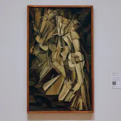 Nu descendant un escalier, une des œuvres d'art de Marcel Duchamp, capture le mouvement fragmenté d'une figure sur des marches.