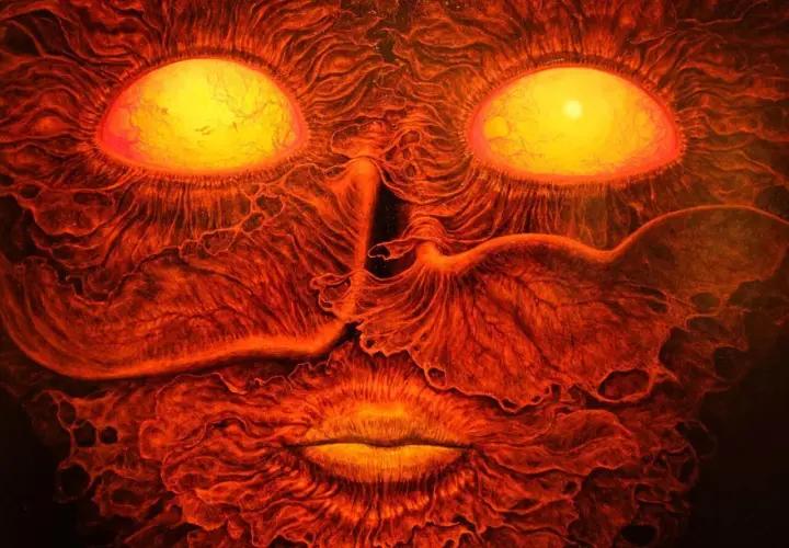 Œuvres d'art de Zdzisław Beksiński : un visage tourmenté aux yeux ardents, sculpté dans des textures organiques rougeoyantes.