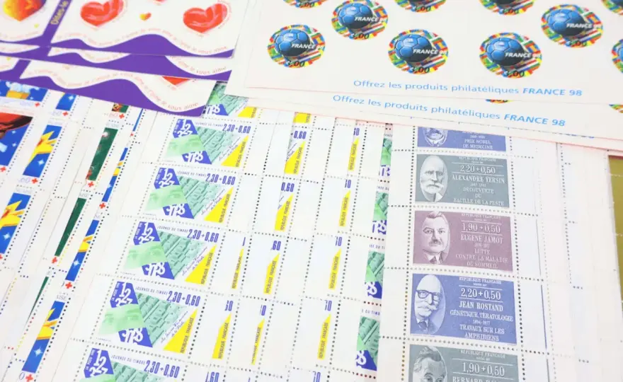 Timbres de collection - Pourquoi ne valent-ils plus rien ? - Guide