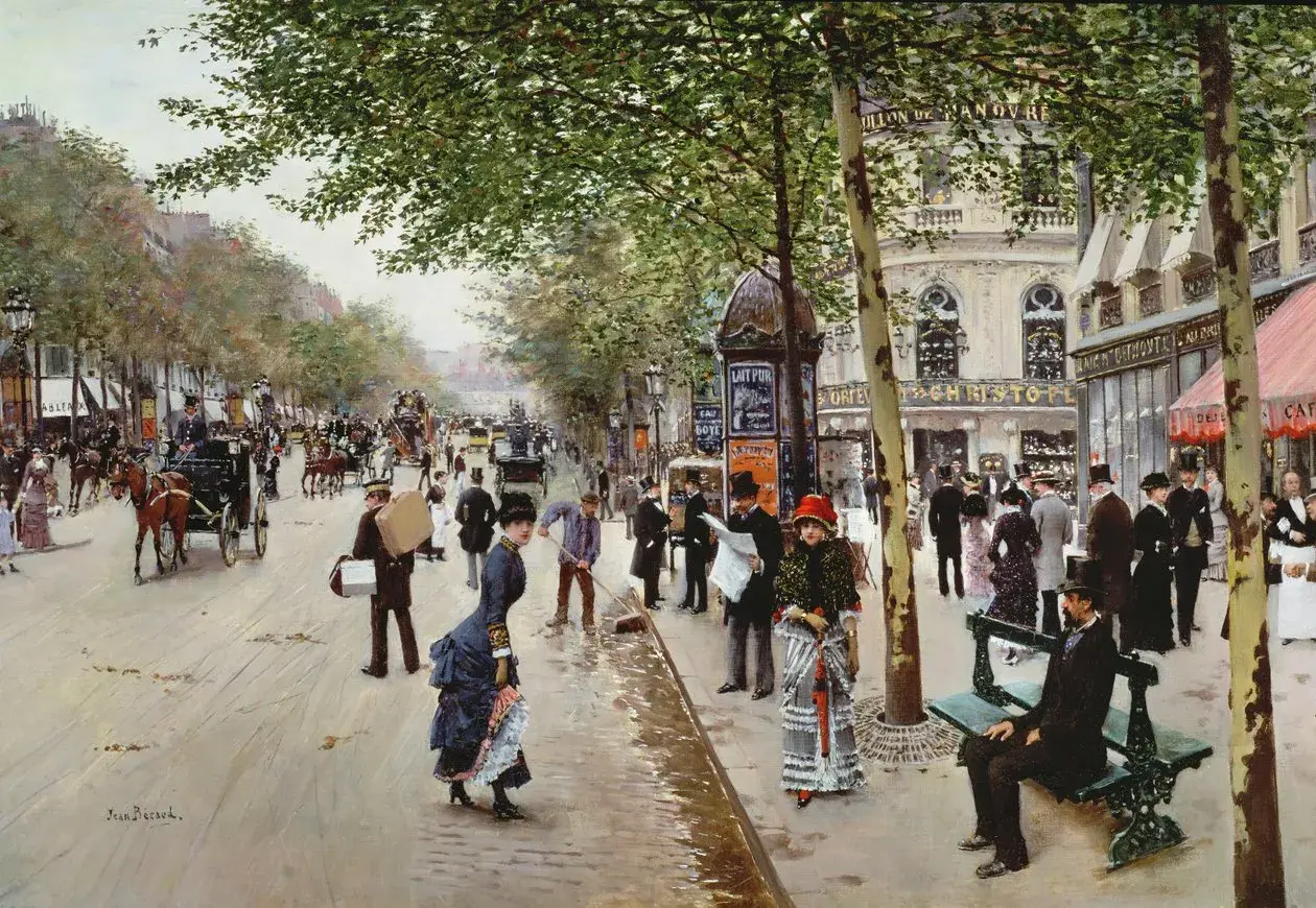 Scène animée de rue parisienne par Jean Béraud, avec des calèches, des passants élégants et des boutiques.