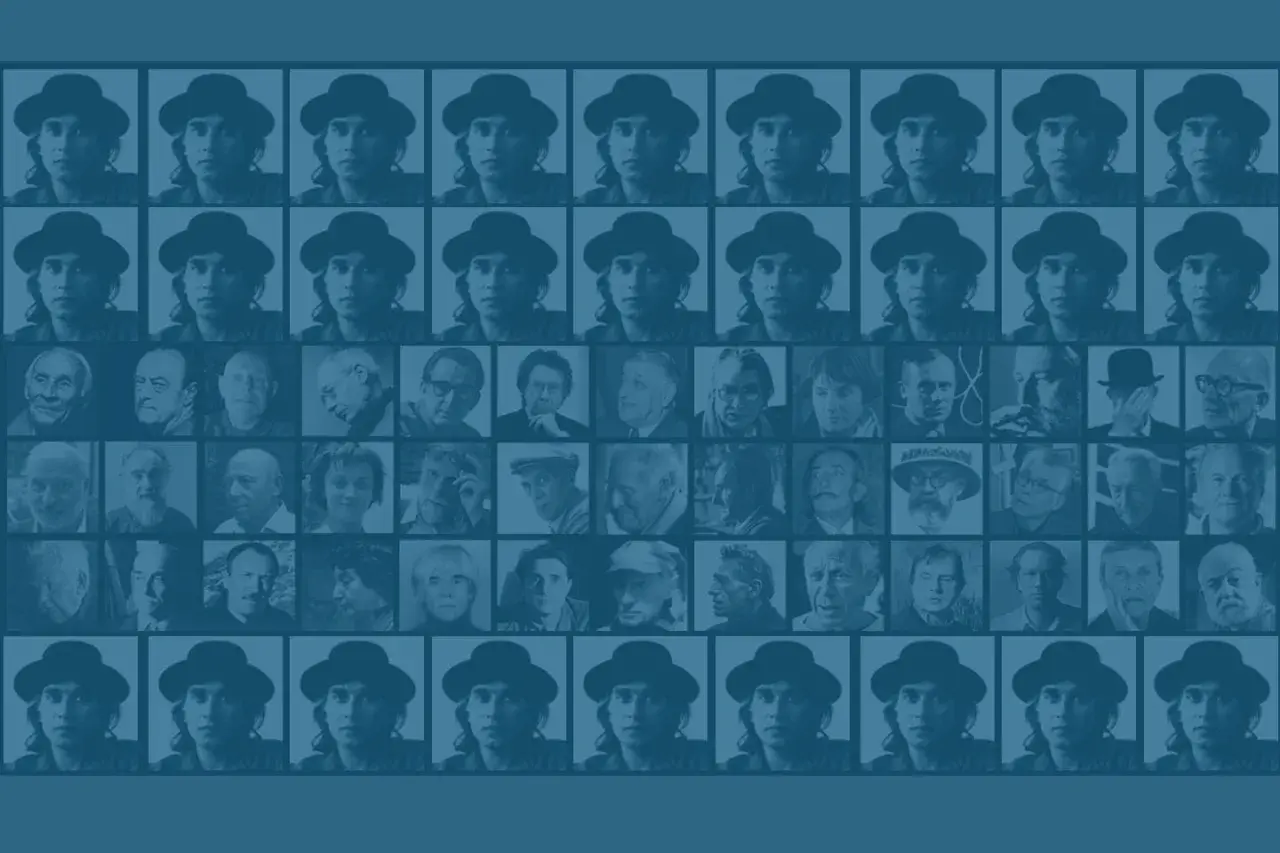 Mosaïque de portraits, dont plusieurs de Pierre Dmitrienko portant un chapeau.