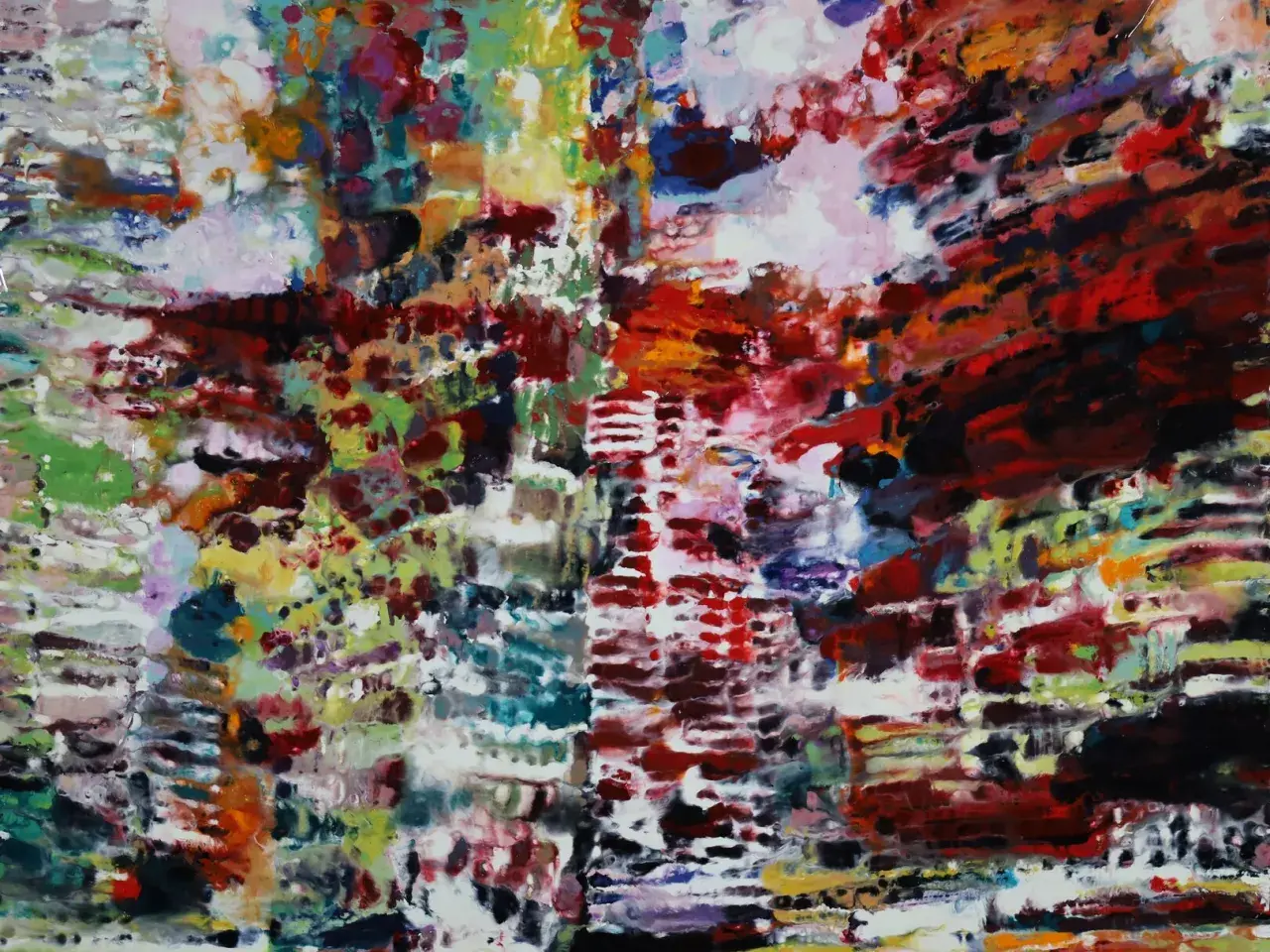 Abstraction vibrante aux touches de rouge, vert et blanc. Une œuvre qui pourrait bien valoir le philippe cognée prix.