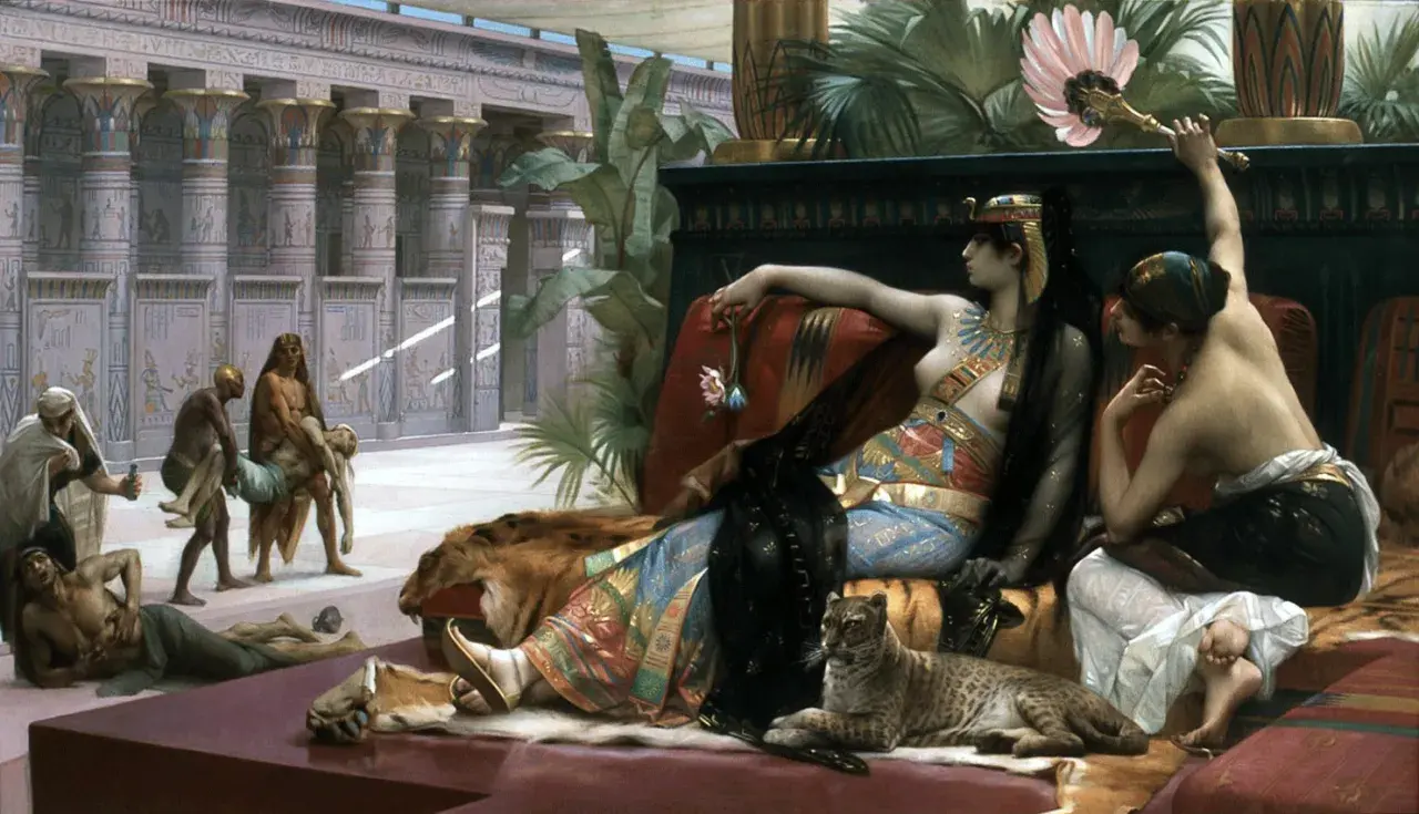 Représentation de Cléopâtre, somptueusement parée, se reposant sur un divan, entourée de serviteurs et d'un léopard.
